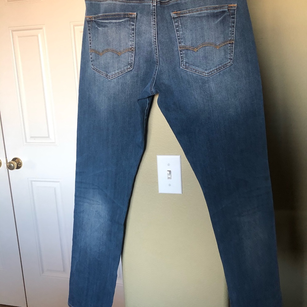 American eagle jeans - Picture 3 of 3